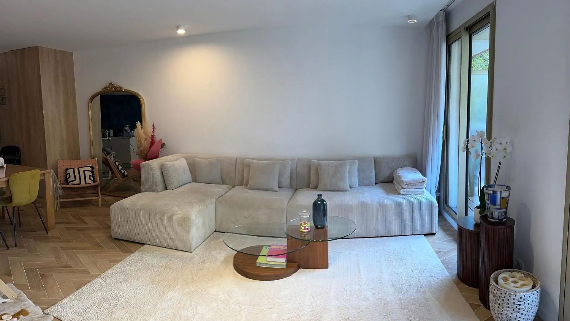 Superbe Appartement Avec Deux Suites Parentales Au Coeur De Marseille Avec Parking
