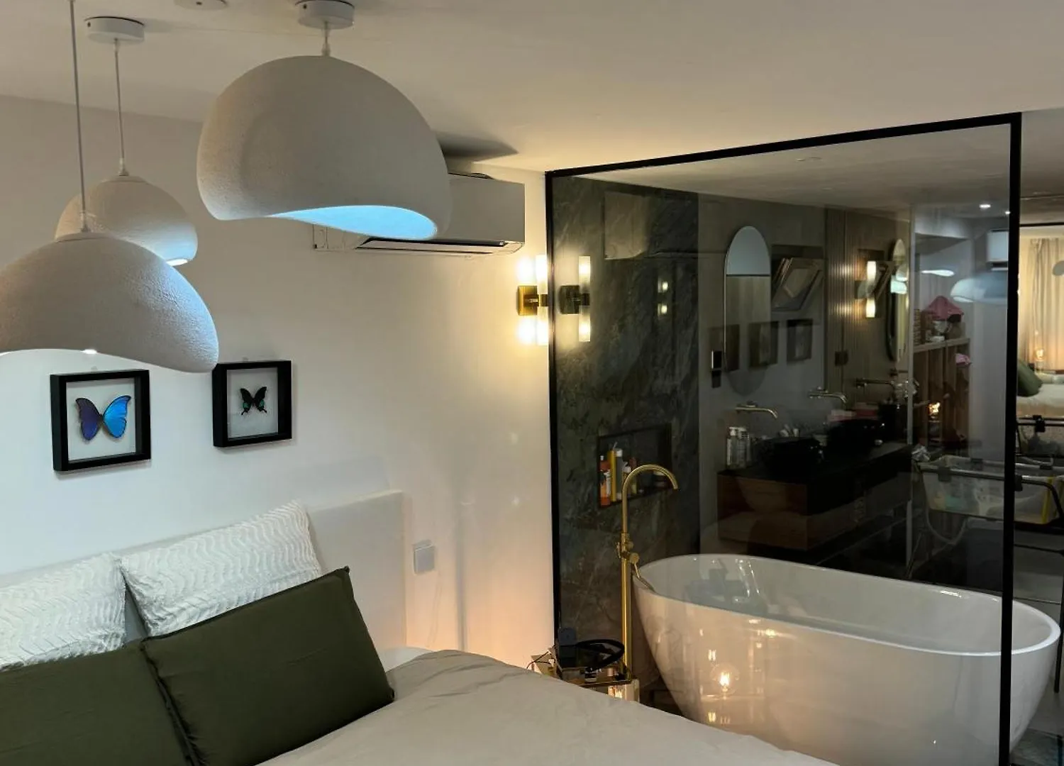 Superbe Appartement Avec Deux Suites Parentales Au Coeur De Marseille Avec Parking 0*,  Frankrijk